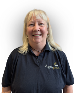 Vicki Adams vet at Dignipets